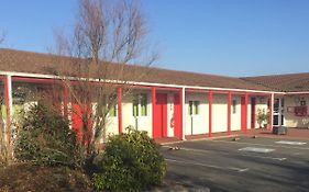 Fasthotel Saint-Amand-Montrond Orval